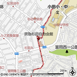 京急杉田自治会館周辺の地図