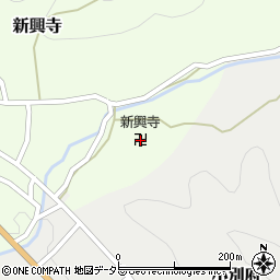 鳥取県八頭郡八頭町新興寺166周辺の地図