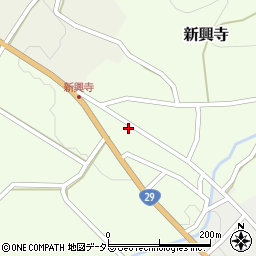 鳥取県八頭郡八頭町新興寺72周辺の地図