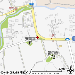 小沢青年館前周辺の地図