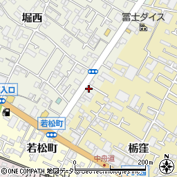 神奈川県秦野市堀西21周辺の地図