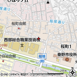 神奈川県秦野市桜町周辺の地図