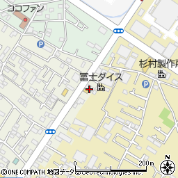 神奈川県秦野市堀西7周辺の地図