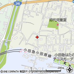 神奈川県秦野市堀西412-1周辺の地図