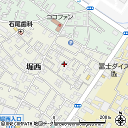神奈川県秦野市堀西57周辺の地図
