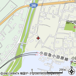 神奈川県秦野市堀西407-2周辺の地図