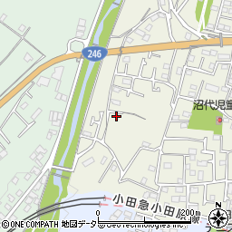 神奈川県秦野市堀西421周辺の地図