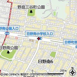 日野南小学校入口周辺の地図