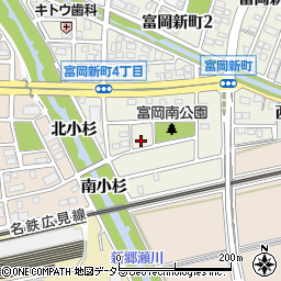 愛知県犬山市富岡新町4丁目20周辺の地図
