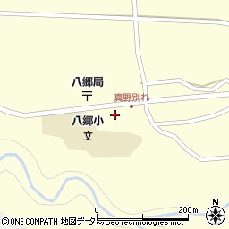 鳥取県西伯郡伯耆町真野1001周辺の地図
