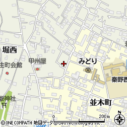 神奈川県秦野市堀西584周辺の地図