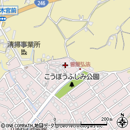 神奈川県秦野市曽屋4092周辺の地図