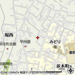 神奈川県秦野市堀西586周辺の地図
