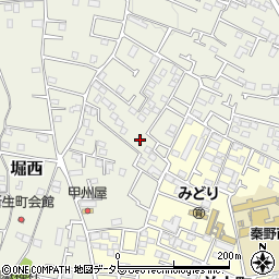 神奈川県秦野市堀西594周辺の地図