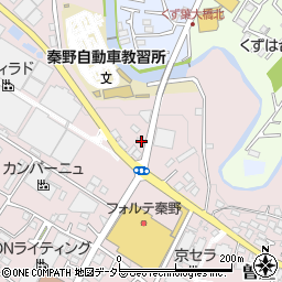 神奈川県秦野市曽屋1032周辺の地図