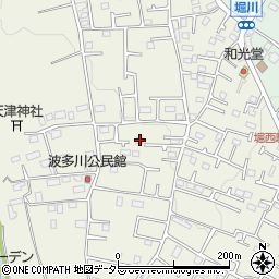 神奈川県秦野市堀西877-14周辺の地図