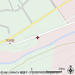 鳥取県鳥取市河原町曳田879-2周辺の地図