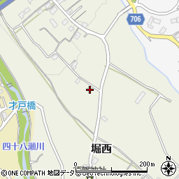 神奈川県秦野市堀西1410周辺の地図
