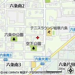 トラットリアルーチェ周辺の地図