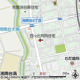 四ッ辻共同住宅周辺の地図