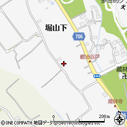 神奈川県秦野市堀山下1268-3周辺の地図