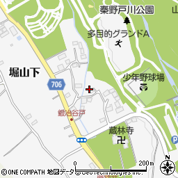 神奈川県秦野市堀山下1219周辺の地図