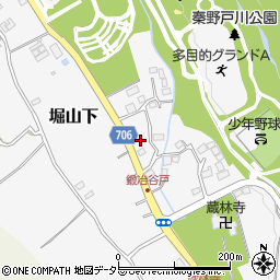 神奈川県秦野市堀山下1240周辺の地図