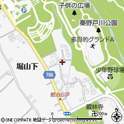 神奈川県秦野市堀山下1237周辺の地図