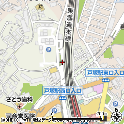 戸塚駅バスターミナル周辺の地図