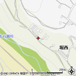 神奈川県秦野市堀西1886周辺の地図