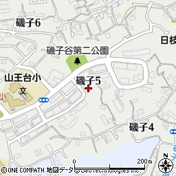 磯子レインボーハイツ５－５号棟周辺の地図