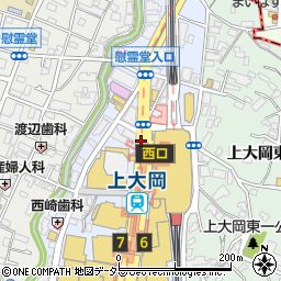 ファミリーマートはまりん上大岡駅店周辺の地図