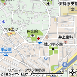 神奈川県伊勢原市石田922-4周辺の地図