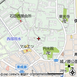 神奈川県伊勢原市石田900-16周辺の地図