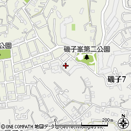 神奈川県横浜市磯子区磯子7丁目13-5周辺の地図