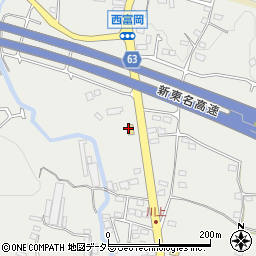 セブンイレブン伊勢原西富岡店周辺の地図