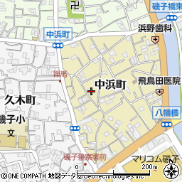 神奈川県横浜市磯子区中浜町11周辺の地図