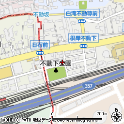 タイムズ横浜根岸町第３駐車場周辺の地図