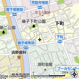 神奈川県横浜市磯子区下町3-30周辺の地図