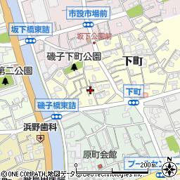 神奈川県横浜市磯子区下町3-31周辺の地図