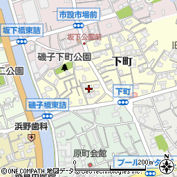 神奈川県横浜市磯子区下町3-15周辺の地図