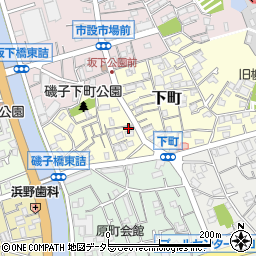 神奈川県横浜市磯子区下町3-36周辺の地図