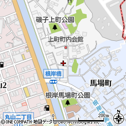 神奈川県横浜市磯子区上町3-22周辺の地図