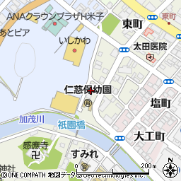 飯山マンション周辺の地図
