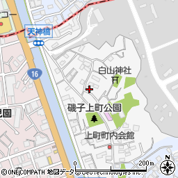 神奈川県横浜市磯子区上町8-3周辺の地図