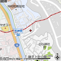 神奈川県横浜市磯子区上町11周辺の地図