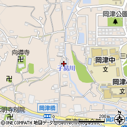 神奈川県横浜市泉区岡津町2295周辺の地図