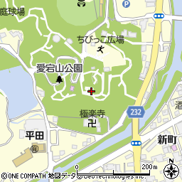愛宕山公園周辺の地図