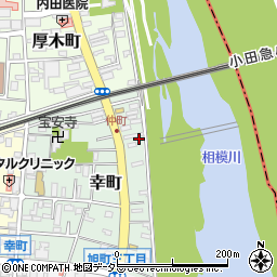 神奈川県厚木市幸町9-16周辺の地図