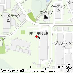 岐阜県関市新迫間周辺の地図